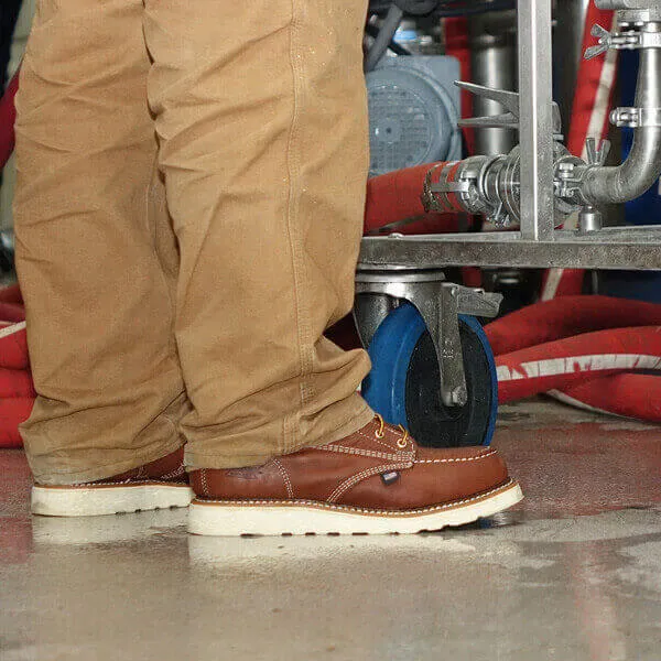 Thorogood 8" Moc Toe Non-Safety - Image 5
