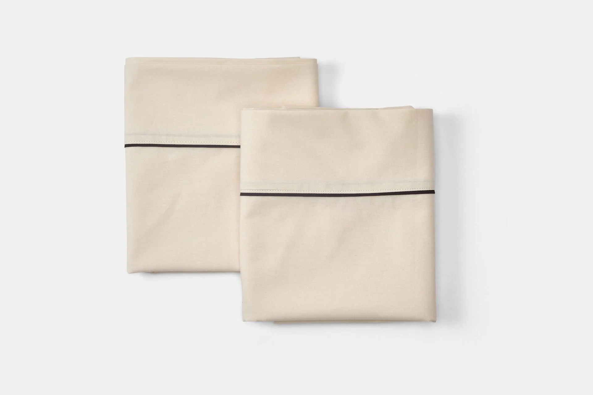 American Made Natural Cotton Bed Pillowcases with Classic Piping - Image 9