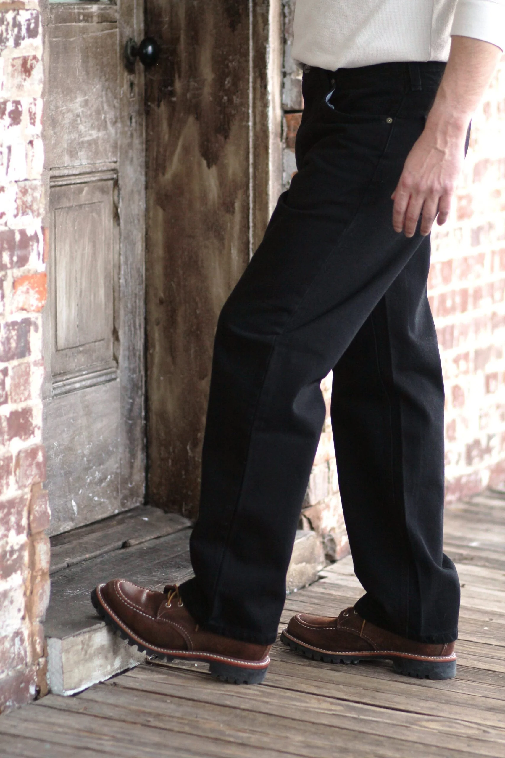 Gusset Easy Fit Jean - Black - Image 2
