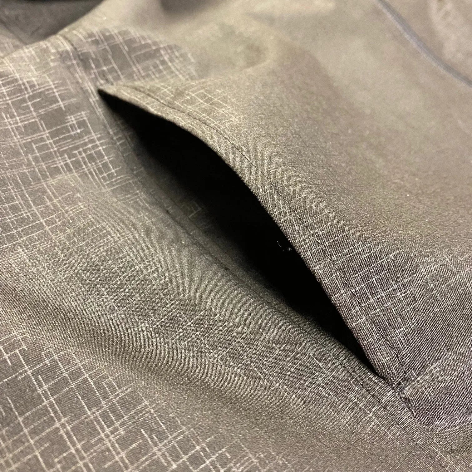 Women’s Full-Zip Windbreaker Jacket - Image 6