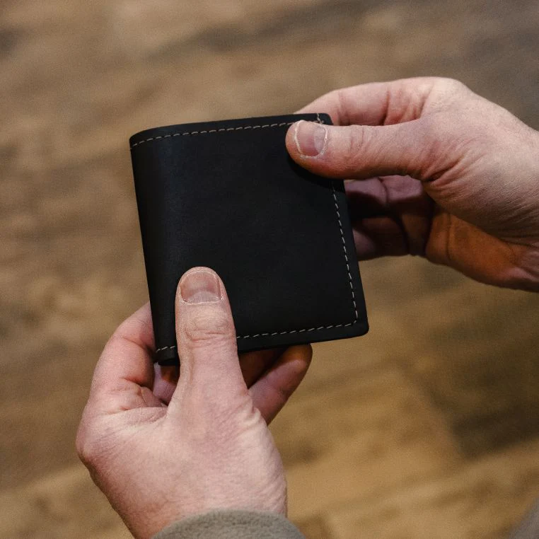 Leather Bifold Wallet - Image 3