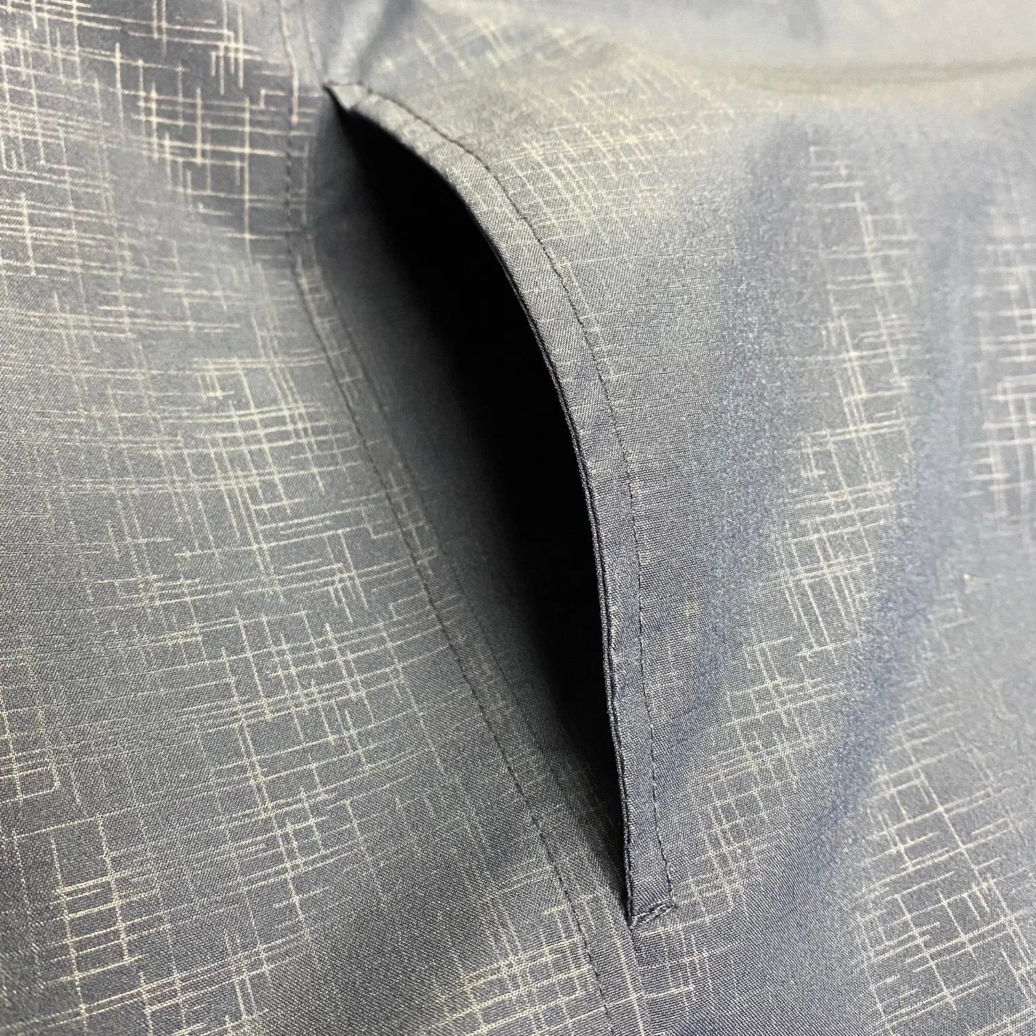 Men’s Lightweight Water-Repellent Wind Jacket - Image 7