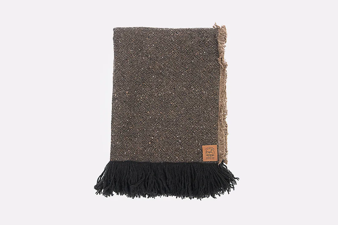 Snowmass Midnight Pacarino Throw - Image 4