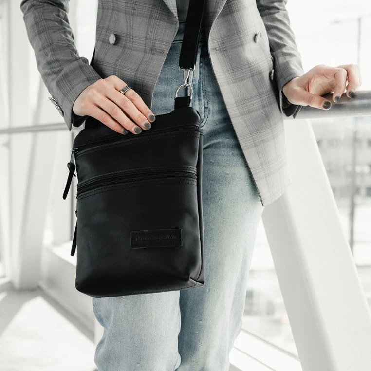 Superior Series Leather Traverse Crossbody - Image 5